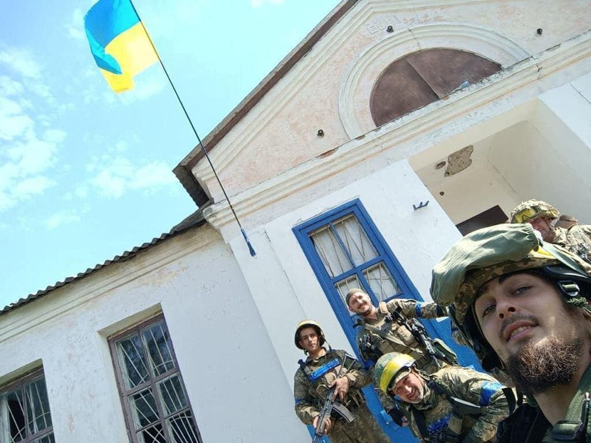 Ưu thế chiến trường đang nghiêng về Ukraina? - Ảnh 1.