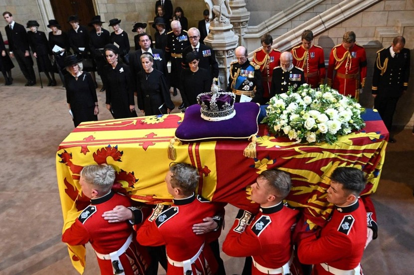 Hôm nay, diễn ra tang lễ Nữ hoàng Anh - Ảnh 1.