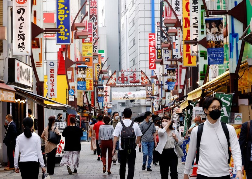 Lạm phát của Nhật Bản chạm mức cao nhất gần 8 năm - Ảnh 1.