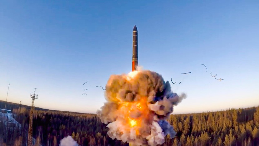 Chuyên gia không tin ông Putin sử dụng vũ khí hạt nhân cho cuộc chiến tại Ukraina
 - Ảnh 1.