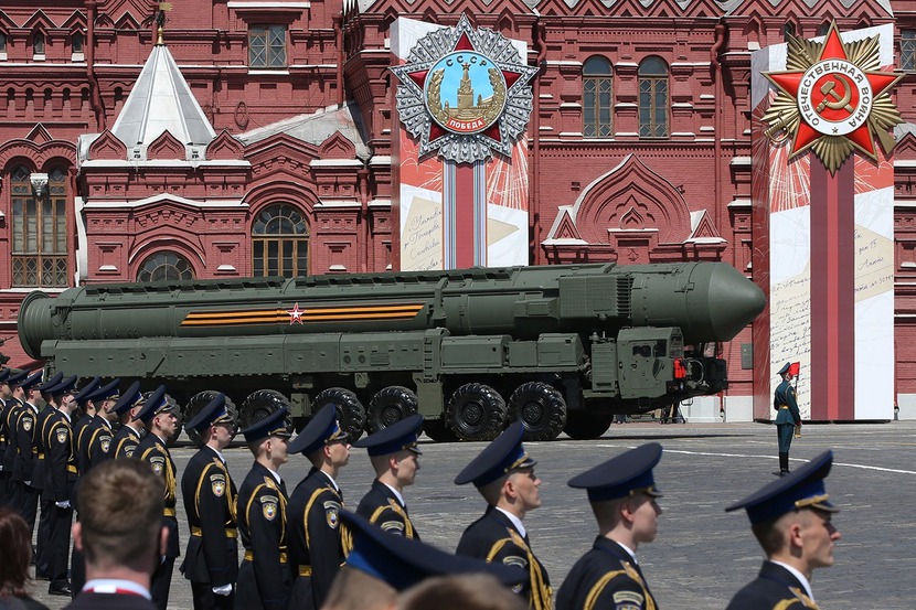 Điều gì sẽ xảy ra nếu Tổng thống Putin sử dụng vũ khí hạt nhân ở Ukraina?

 - Ảnh 2.