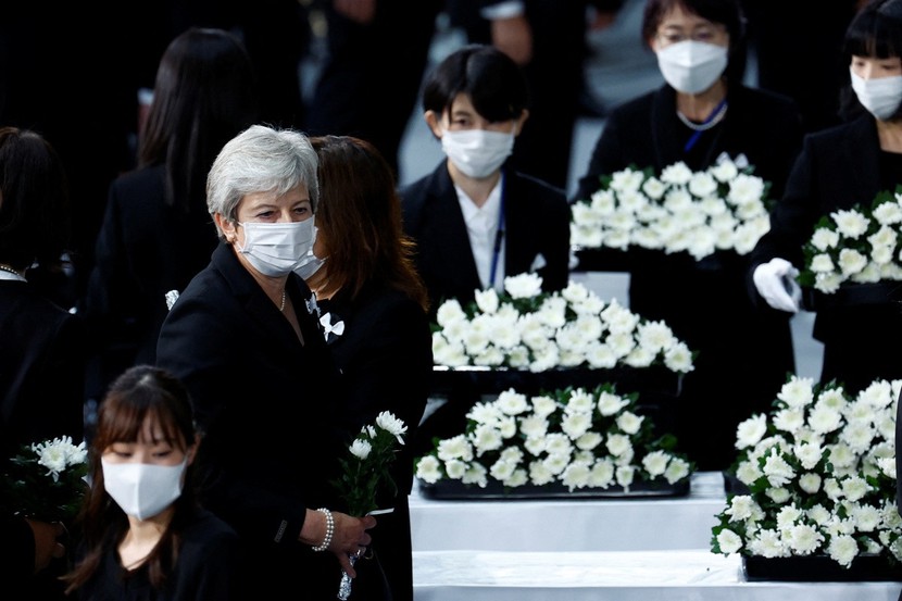 Nhật Bản tổ chức quốc tang cho ông Shinzo Abe - Ảnh 18.