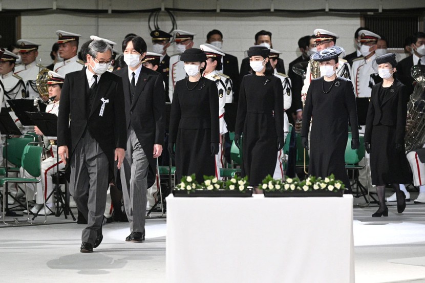 Nhật Bản tổ chức quốc tang cho ông Shinzo Abe - Ảnh 15.