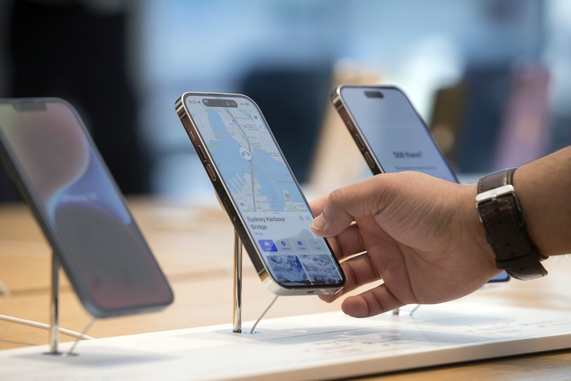 Apple từ bỏ kế hoạch tăng sản lượng dòng iPhone mới  do nhu cầu giảm - Ảnh 2.