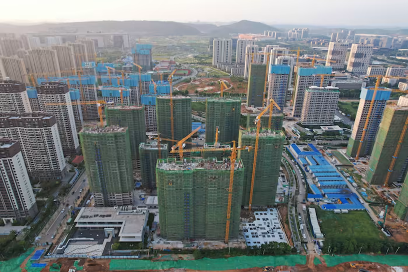Trung Quốc cung cấp khoản vay đặc biệt 29 tỷ USD để để giải cứu ngành bất động sản - Ảnh 1.