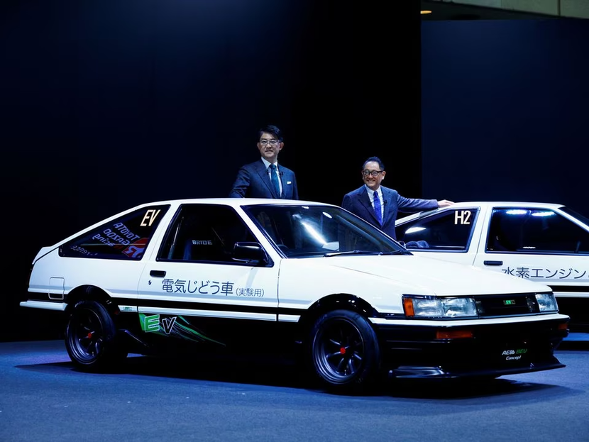 Giám đốc Lexus tiếp quản Toyota khi cháu trai của người sáng lập từ chức CEO - Ảnh 1.