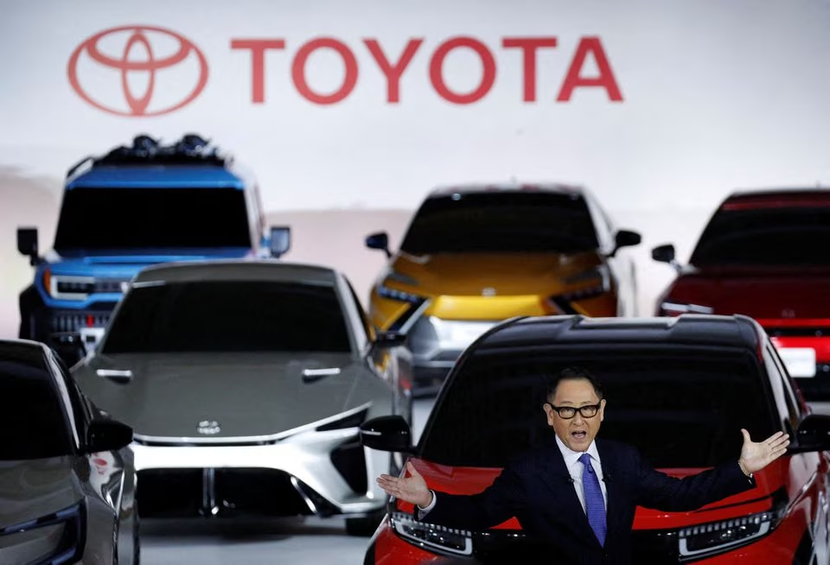 Giám đốc Lexus tiếp quản Toyota khi cháu trai của người sáng lập từ chức CEO - Ảnh 3.