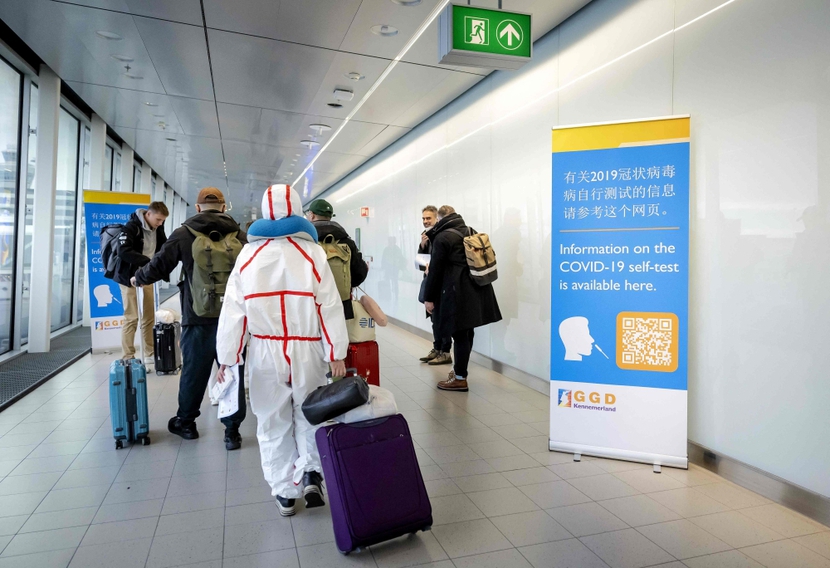EU khuyến nghị xét nghiệm hành khách đến từ Trung Quốc trước khi khởi hành

 - Ảnh 1.
