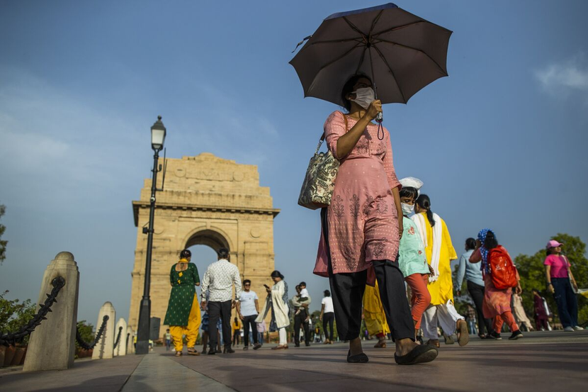 HSBC: Ấn Độ khó vượt Trung Quốc làm động lực tăng trưởng toàn cầu- Ảnh 1.