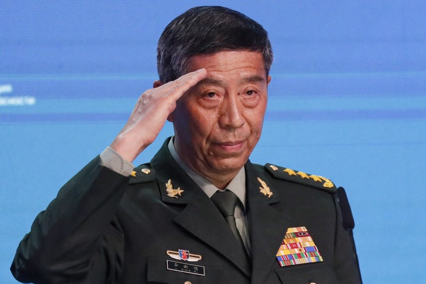 Trung Quốc miễn nhiệm bộ trưởng quốc phòng - Ảnh 1.