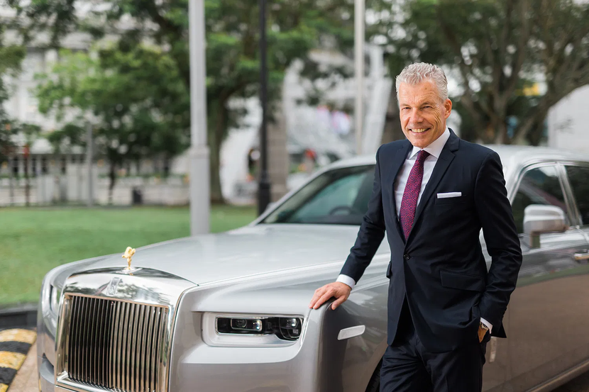 CEO Rolls-Royce tuyên bố nghỉ hưu sau 14 năm điều hành - Ảnh 2.