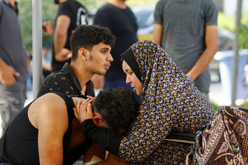 Dải Gaza trải qua ngày chết chóc nhất trong 15 năm - Ảnh 4.