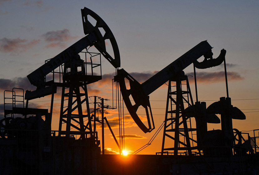 Israel và lãi suất khiến giá dầu thất thường - Ảnh 2.