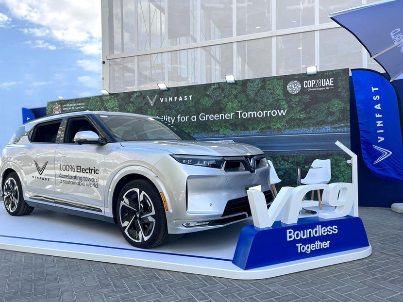 Vinfast là đại diện doanh nghiệp Việt Nam duy nhất phát biểu và trưng bày mẫu xe vinfast VF 9 tại COP28- Ảnh 2.