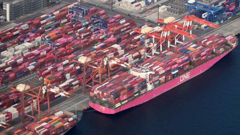 Xuất khẩu của Nhật Bản giảm lần đầu tiên sau 3 tháng- Ảnh 1.