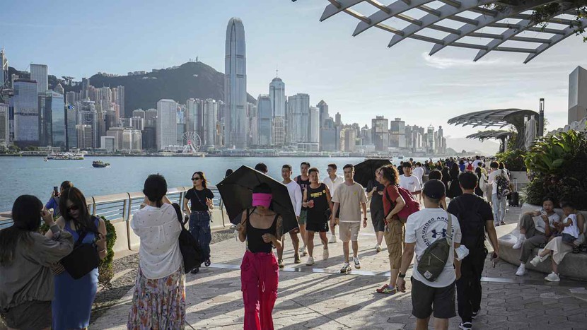 Hồng Kông hồi sinh chương trình định cư đầu tư để thu hút giới siêu giàu- Ảnh 2.