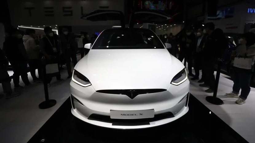 Tesla triệu hồi thêm hơn 120.000 xe điện tại Mỹ vì lỗi an toàn- Ảnh 1.
