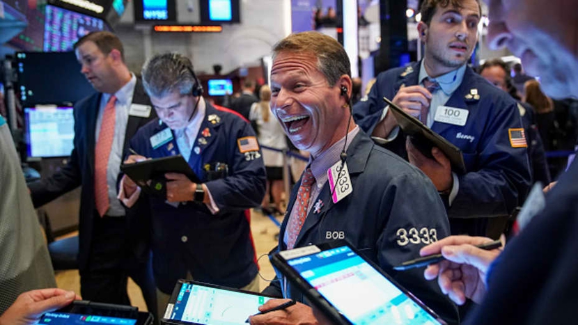 S&P 500 đứng trước cơ hội lập kỷ lục mới- Ảnh 1.