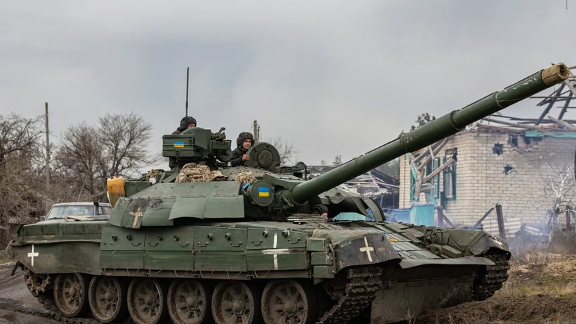 Chiến tranh Ukraina thống trị danh sách giải Nobel Hòa bình 2023   - Ảnh 1.