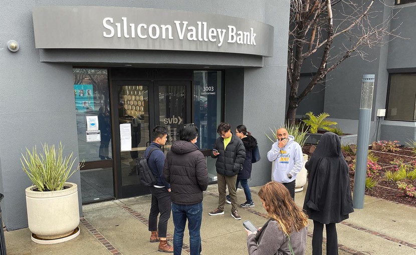 Ngân hàng Silicon Valley sụp đổ là cơn 'ác mộng' đối với các công ty công nghệ - Ảnh 1.