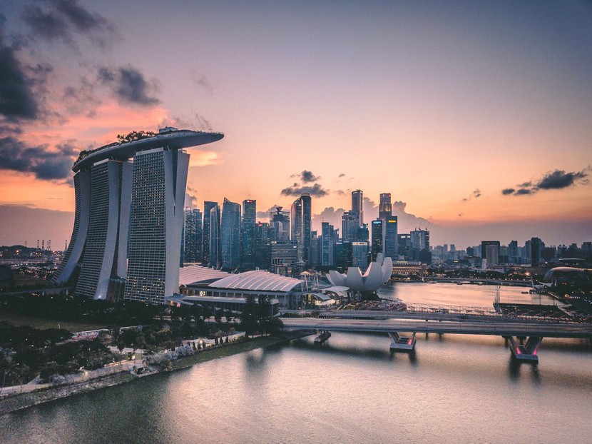 Hồng Kông là thành phố đắt đỏ nhất thế giới năm 2023 - Ảnh 2.