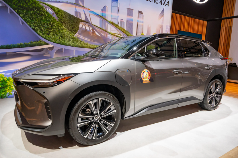 CEO Toyota: 'Phải tăng tốc để đuổi kịp thị trường xe điện Trung Quốc' - Ảnh 2.