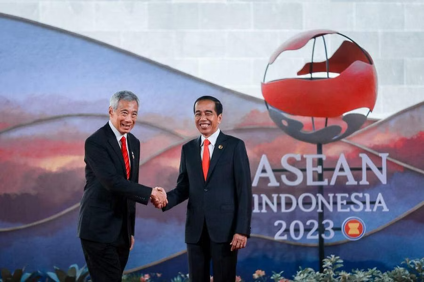 Thủ tướng Singapore: ASEAN phải tiếp tục hội nhập khu vực trong thế giới ngày càng khó khăn - Ảnh 1.