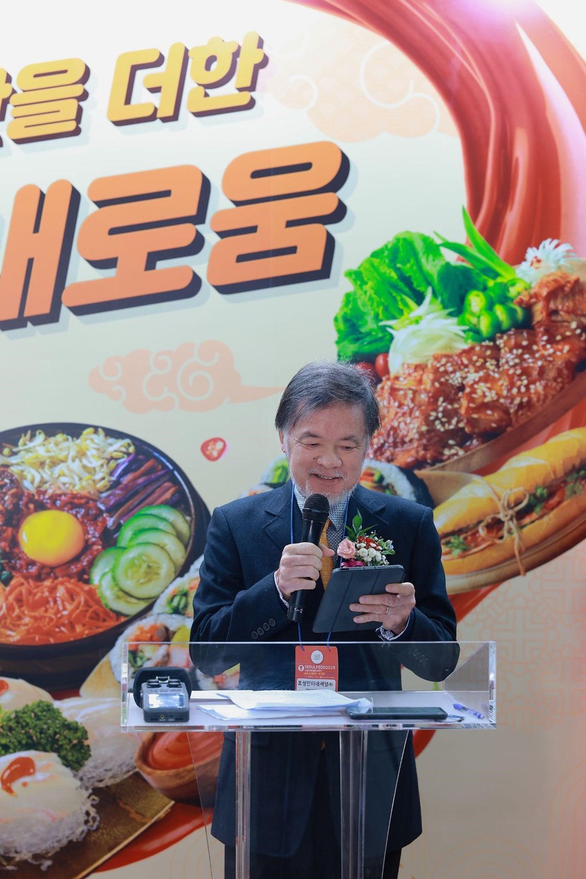 "Chin-su Global - Vòng quanh thế giới"- ấn tượng mạnh mẽ với Bộ sưu tập gia vị và Phở tại sự kiện Seoul Food 2023 - Ảnh 5.