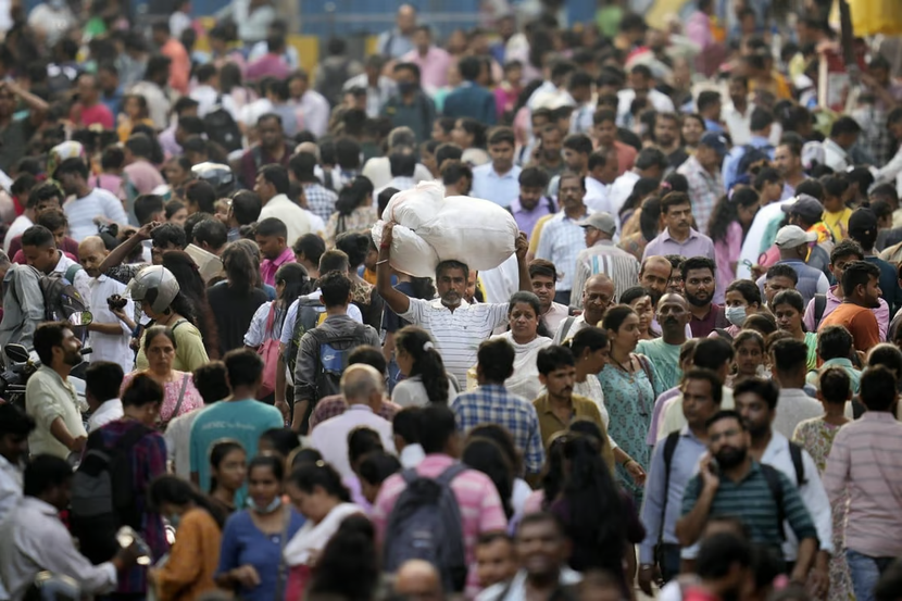 4 điều cần suy ngẫm khi Ấn Độ vượt Trung Quốc trở thành nước đông dân nhất thế giới - Ảnh 1.