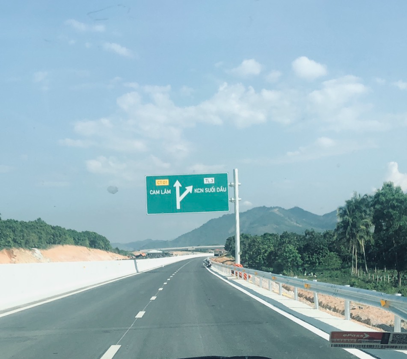 Cao tốc Nha Trang - Cam Lâm và Vĩnh Hảo - Phan Thiết sẽ khánh thành ngày 18/6 - Ảnh 1.