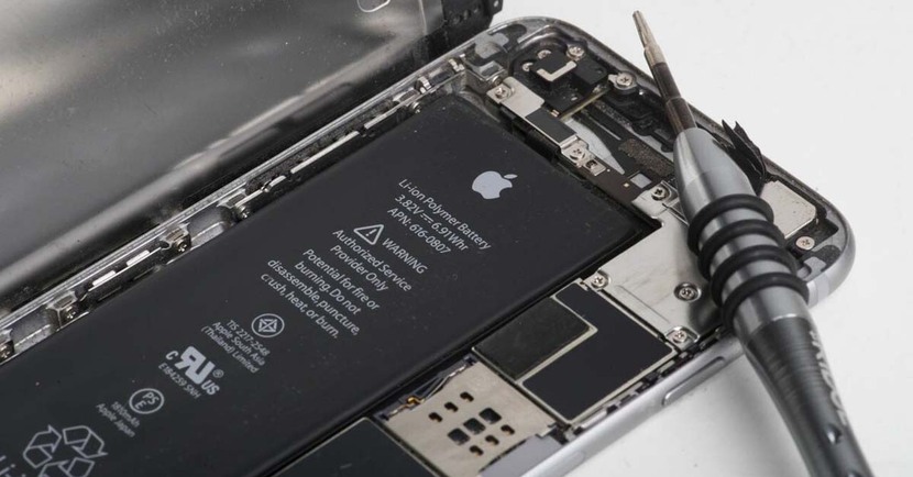 EU buộc các nhà sản xuất smartphone phải sử dụng pin có thể tháo rời - Ảnh 1.