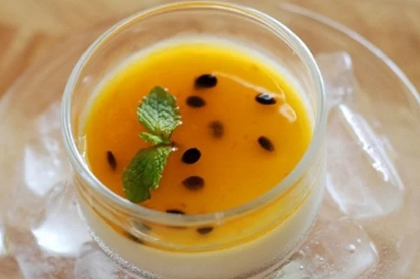 Cách làm Panna Cotta ngon, đơn giản ai cũng làm được - Ảnh 1.