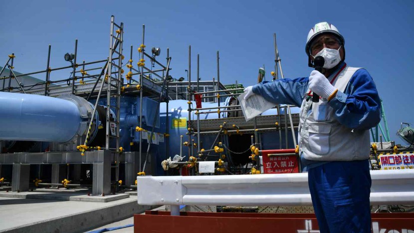 Nhà máy hạt nhân Fukushima sắp xả nước thải ra biển - Ảnh 1.
