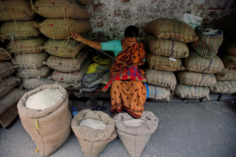 Ấn Độ có thể cấm xuất khẩu hầu hết các loại gạo - Ảnh 1.