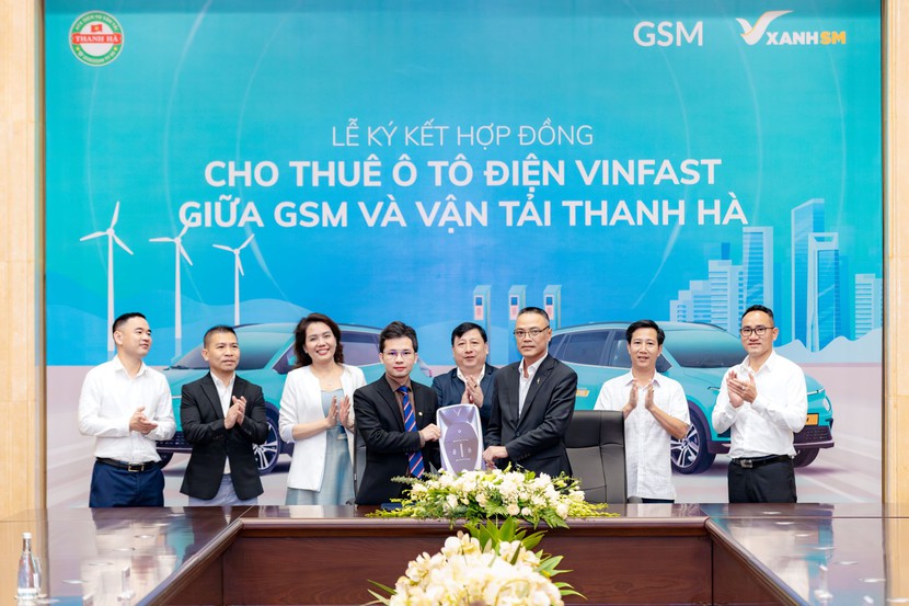 Doanh nghiệp ở Đắk Lắk thuê 250 xe ô tô điện VinFast từ GSM để làm dịch vụ taxi - Ảnh 1.