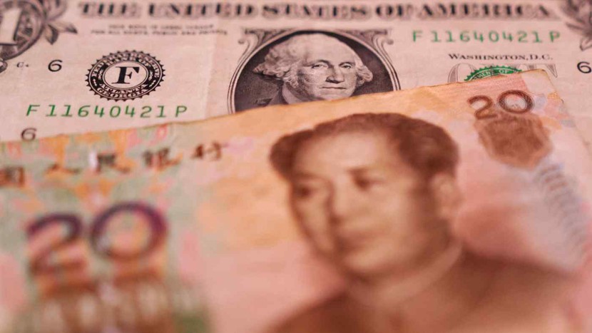Lần đầu tiên nhân dân tệ vượt USD trong thanh toán xuyên biên giới của Trung Quốc - Ảnh 1.