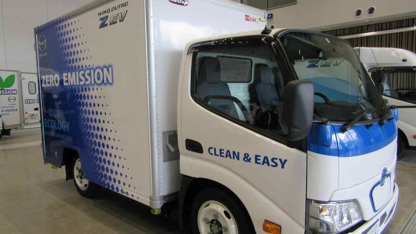 EV mới từ nhà sản xuất xe tải Hino sẽ ra mắt tại Mỹ vào năm tới - Ảnh 1.