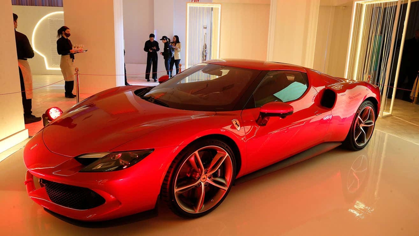 Ferrari lập kỷ lục tại Trung Quốc với hơn 25% doanh số bán hàng cho phụ nữ - Ảnh 1.