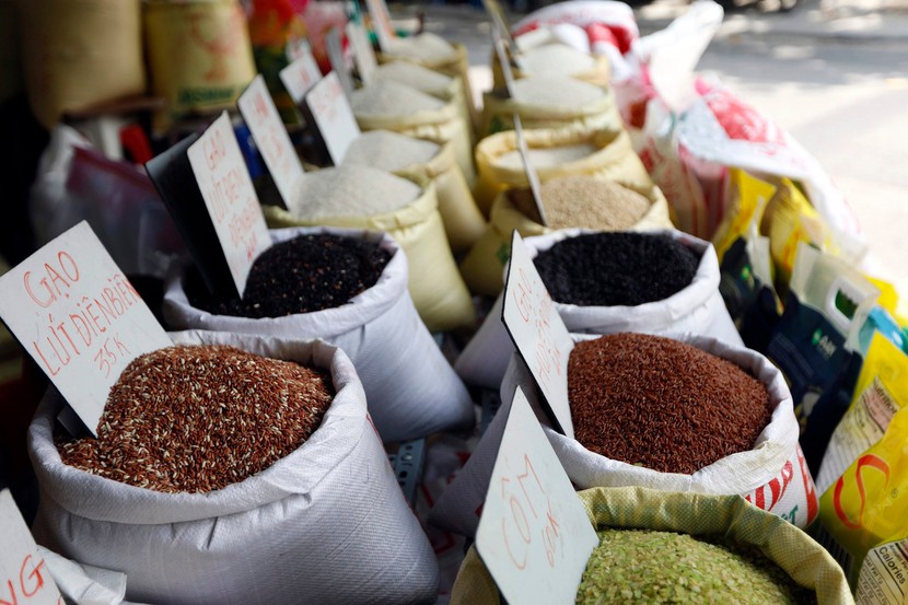Châu Á chuẩn bị đối mặt với nhiều 'cú sốc' hơn về giá gạo  - Ảnh 1.