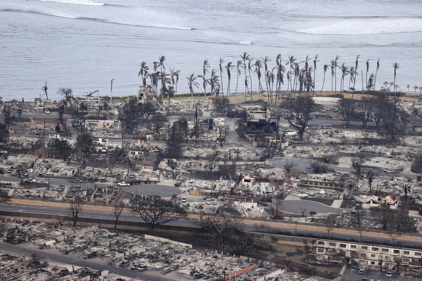 Cháy rừng như "ngày tận thế" ở Hawaii, giết chết 67 người.  - Ảnh 1.