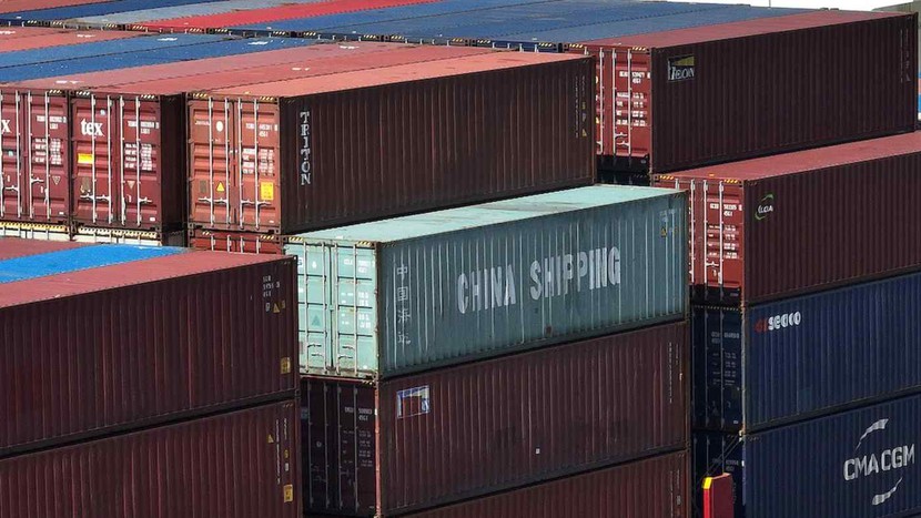 Cước vận chuyển container Trung Quốc sang ASEAN giảm mạnh, nên vui hay buồn - Ảnh 1.