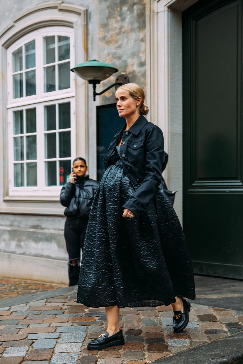 6 thương hiệu thời trang phong cách đường phố Scandi được ưa chuộng nhất Copenhagen - Ảnh 1.