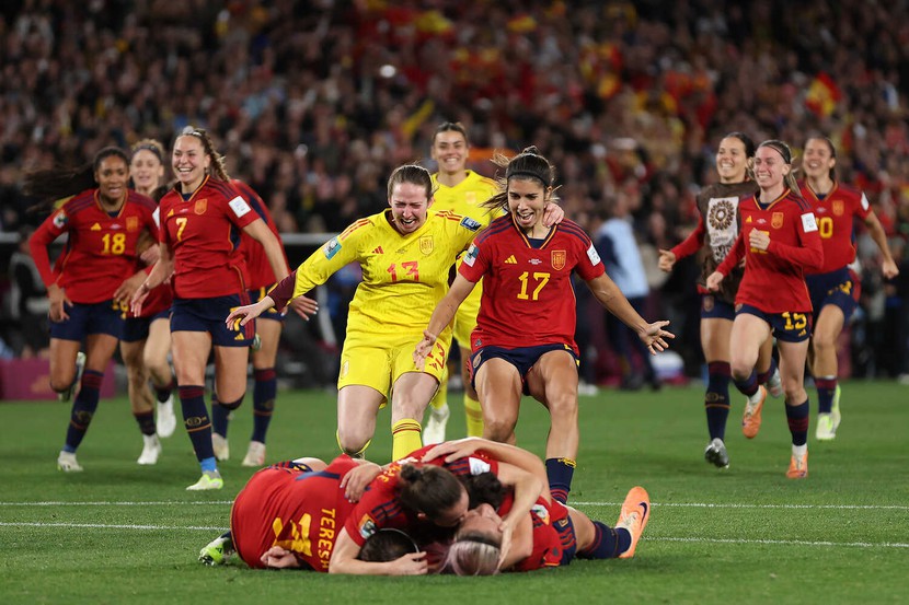 Tây Ban Nha đánh bại Anh để giành chức vô địch World Cup nữ đầu tiên - Ảnh 3.