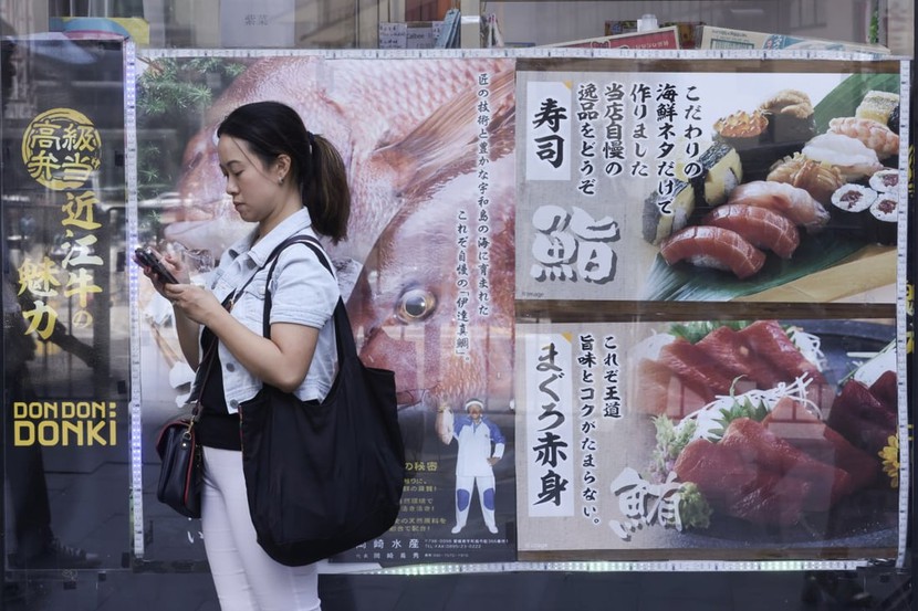 Hồng Kông cấm nhập khẩu hải sản từ 10 quận của Nhật Bản - Ảnh 1.