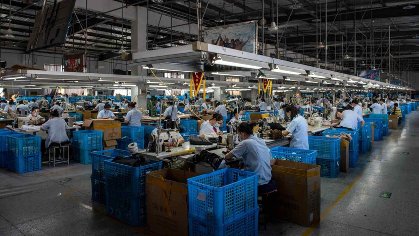 Hàng loạt cuộc đình công tại các nhà máy Trung Quốc khi khủng hoảng kinh tế ngày càng tồi tệ - Ảnh 2.