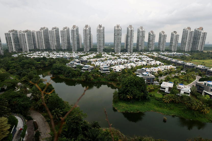 Nhà đầu tư Trung Quốc đua nhau bán tháo danh mục bất động sản ở nước ngoài - Ảnh 3.