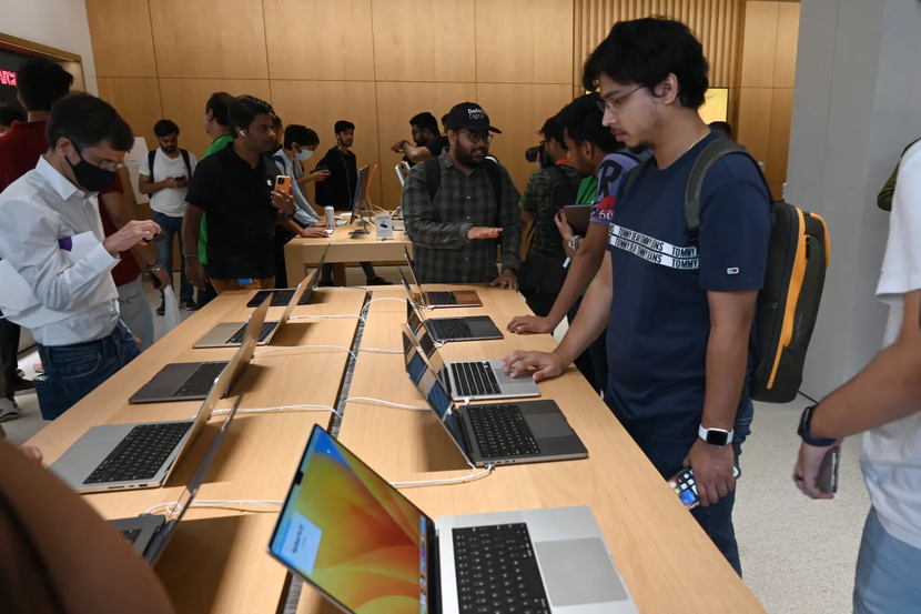 Ấn Độ nới lỏng các hạn chế nhập khẩu máy tính xách tay, máy tính bảng - Ảnh 1.