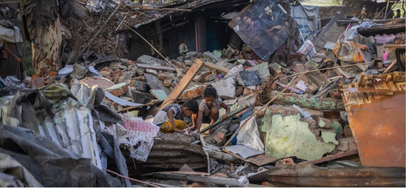 Những khu ổ chuột ở New Delhi bị san phẳng trước hội nghị thượng đỉnh G20 - Ảnh 1.