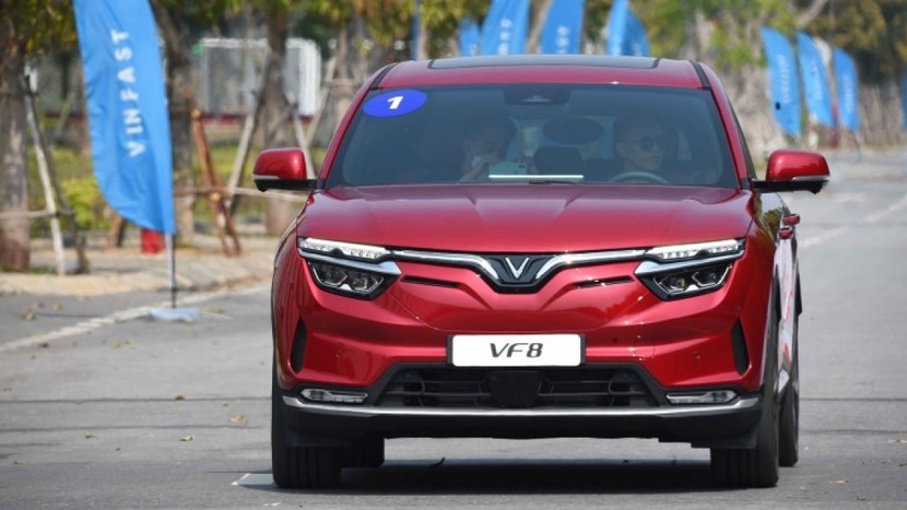 Bộ Tài chính bác đề xuất hỗ trợ 1.000 USD cho người Việt mua ô tô điện - Ảnh 1.
