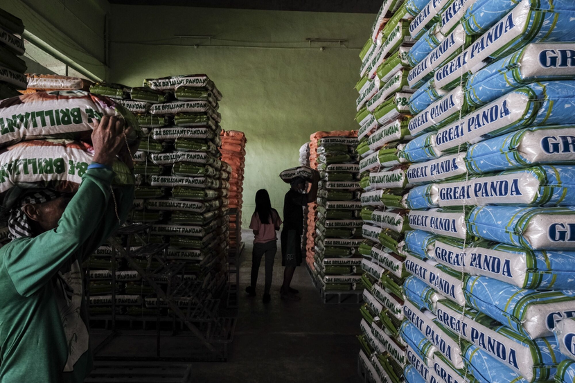 Khủng hoảng gạo ở Philippines gióng lên hồi chuông cảnh báo lạm phát toàn cầu - Ảnh 1.
